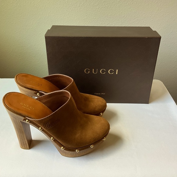 Gucci Suede Clogs - Picture 3 of 10